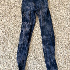 Lululemon Athletica Navy Tie-Dye Align 25” Leggings